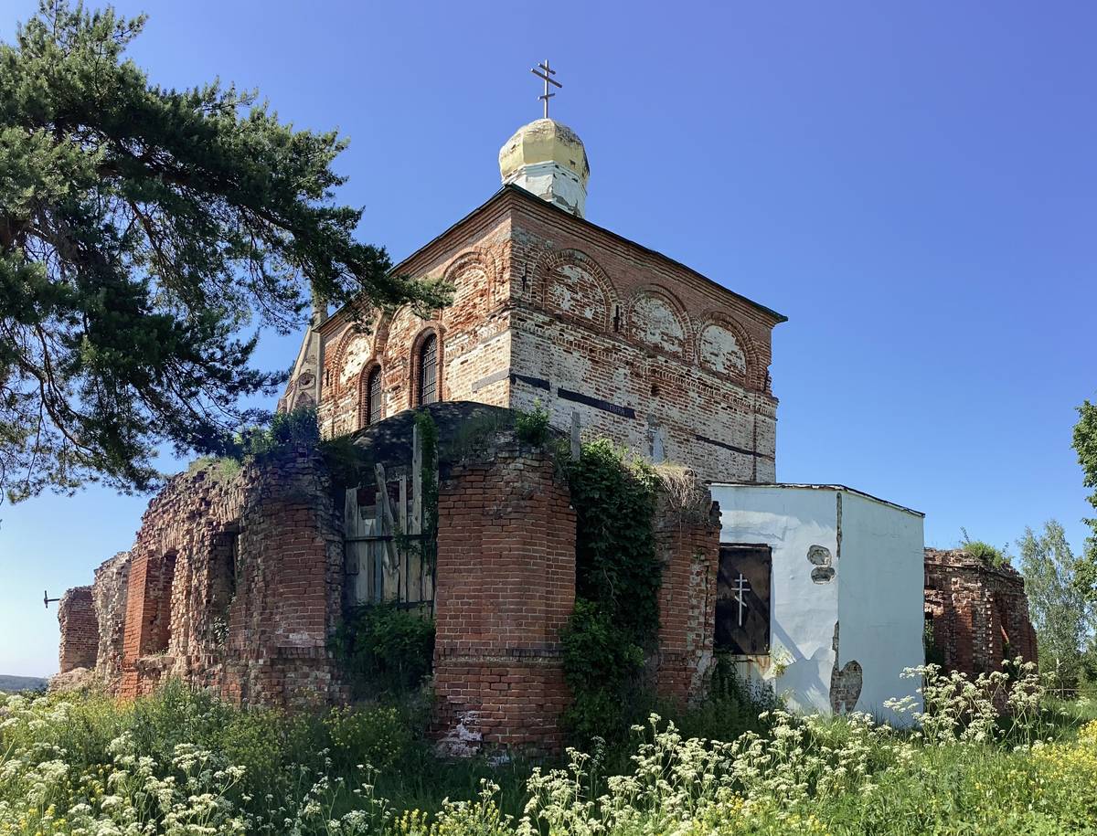 Вид с юго-востока, фасады. Церковь Михаила Архангела, Нехорошево, урочище (Серпуховский городской округ и гг. Протвино, Пущино, Московская область)