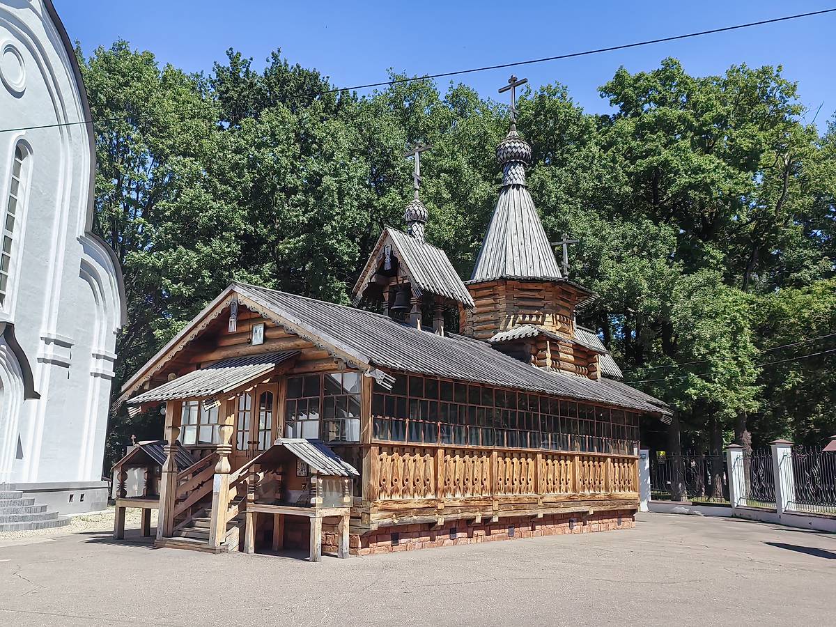 фасады. Церковь Кирилла и Мефодия на Левобережной, Химки (Химкинский городской округ, Московская область)