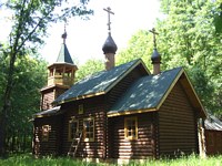 Успенский мужской монастырь. Скит Новомучеников и исповедников Церкви Русской. Церковь Михаила Архангела, Южный фасад храма.<br>, Орёл, Орёл, город, Орловская область