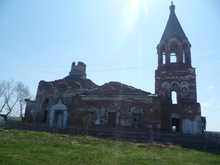 Церковь Космы и Дамиана, Ключевское (Ключи) (Далматовский район, Курганская область). общий вид в ландшафте