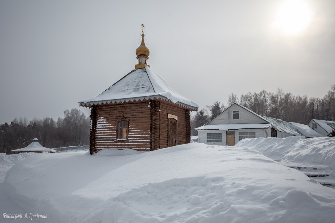 Гороховец. Троицкий Никольский мужской монастырь. Часовня-памятник на месте Покровской церкви. фасады