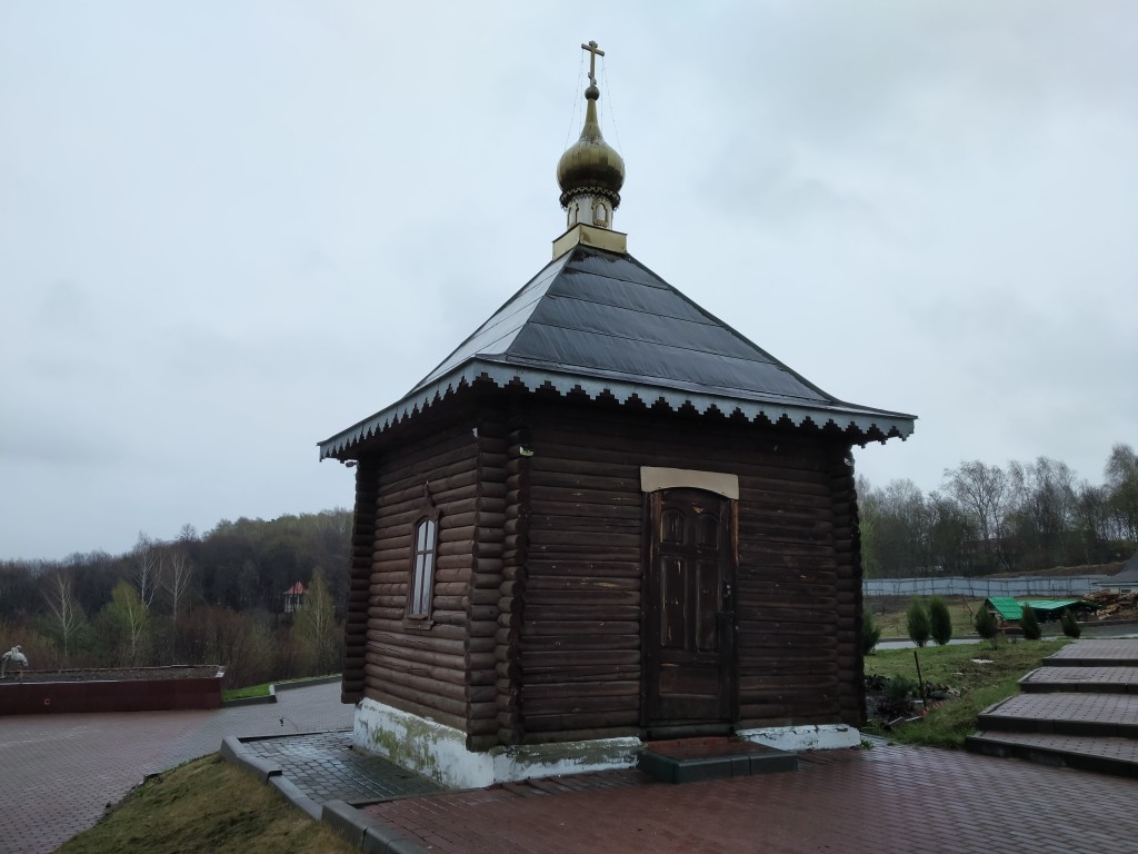 Гороховец. Троицкий Никольский мужской монастырь. Часовня-памятник на месте Покровской церкви. фасады