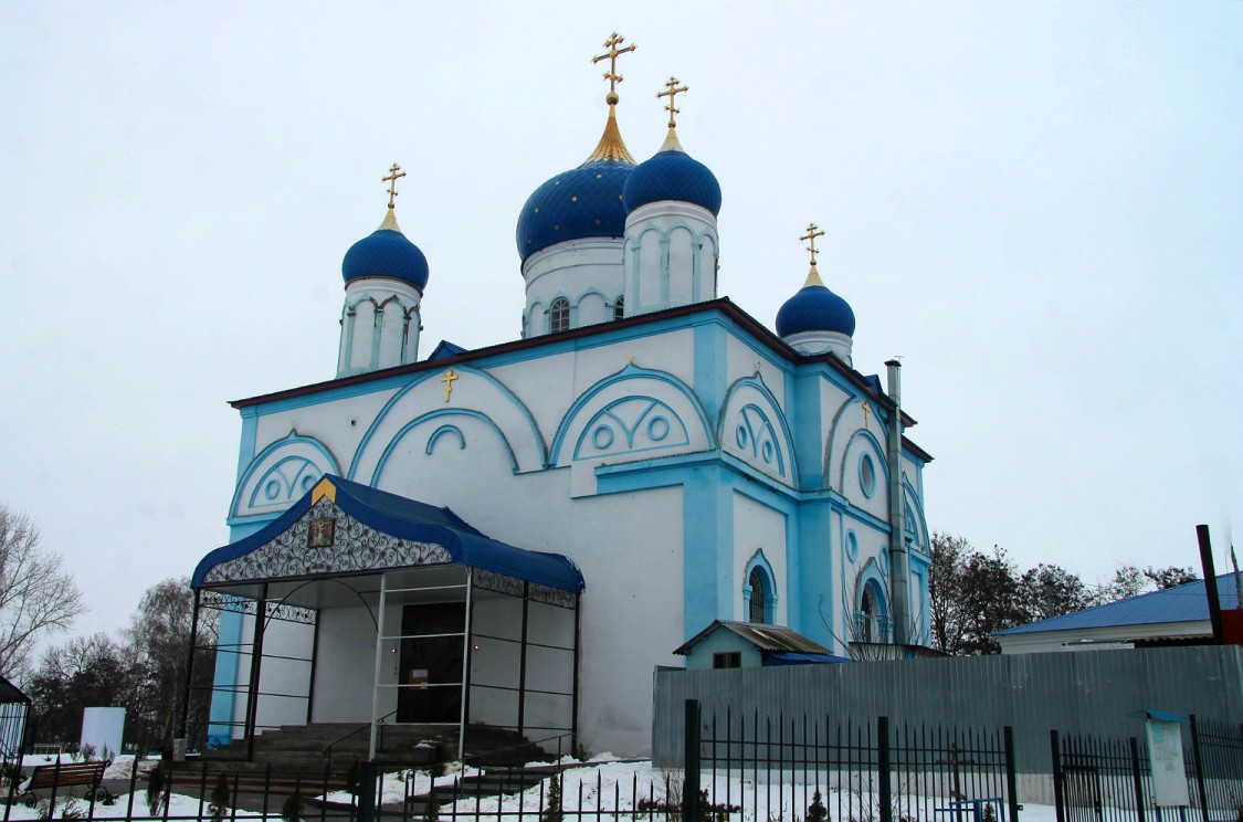 Церковь Успения Пресвятой Богородицы, Красный Лог (Каширский район, Воронежская область). фасады