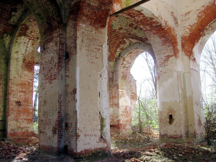 Церковь Успения Пресвятой Богородицы, Новоивановское (Кимрский район и г. Кимры, Тверская область). интерьер и убранство