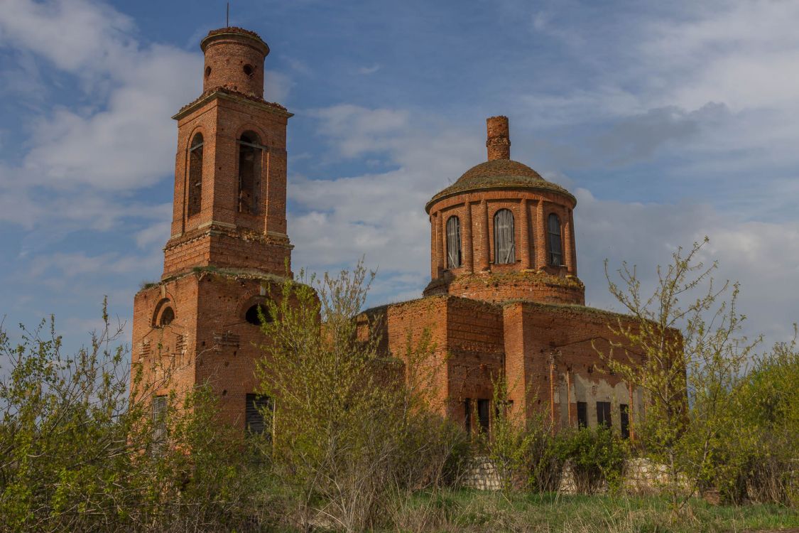 Суханово. Церковь Феодора Трихины. фасады, Вид с юго-запада