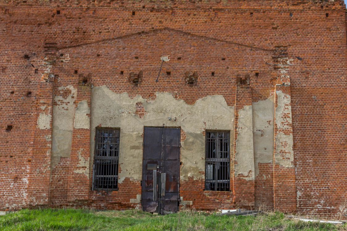 Церковь Феодора Трихины, Суханово (Кимовский район, Тульская область). архитектурные детали, Фрагмент южного фасада