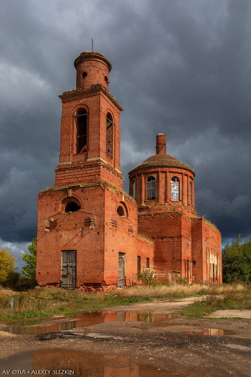 Суханово. Церковь Феодора Трихины. фасады