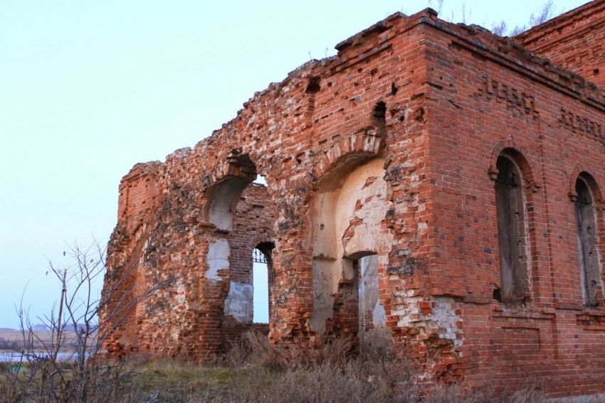 Церковь Константина и Елены, Максимово (Шадринский район и г. Шадринск, Курганская область). фасады