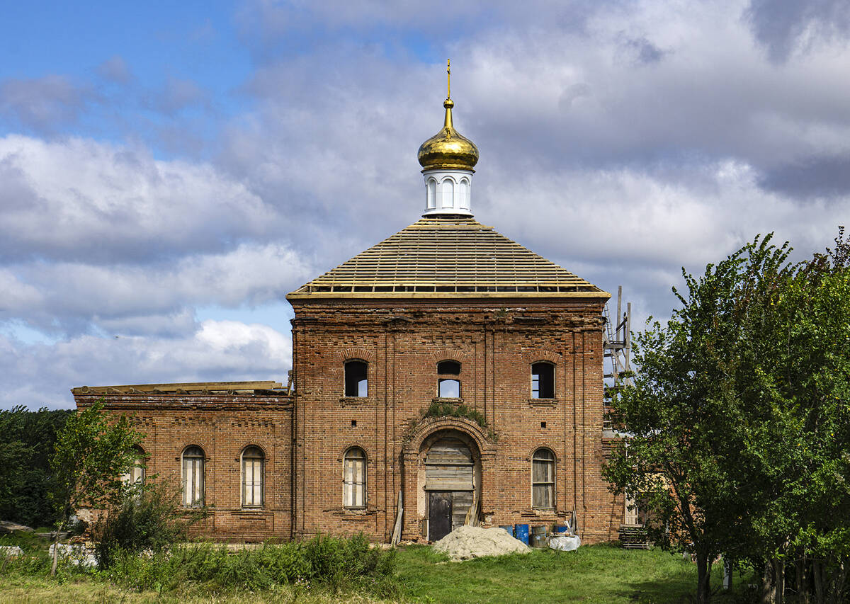Церковь Константина и Елены, Максимово (Шадринский район и г. Шадринск, Курганская область). фасады, Восстановление церкви