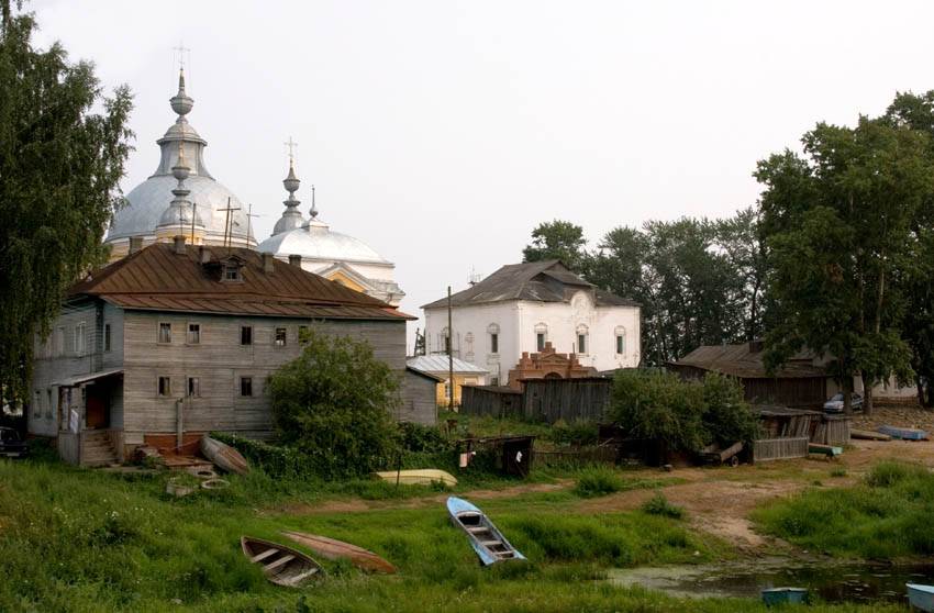 Церковь Воскресения Христова, Устье (Усть-Кубинский район, Вологодская область). общий вид в ландшафте