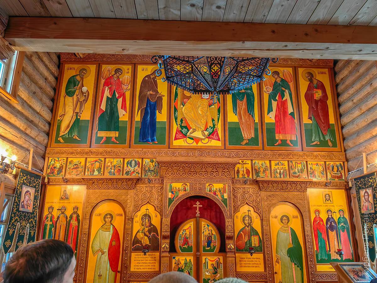 Иконостас, интерьер и убранство. Церковь Жён-мироносиц, Крутово (Петушинский район, Владимирская область)