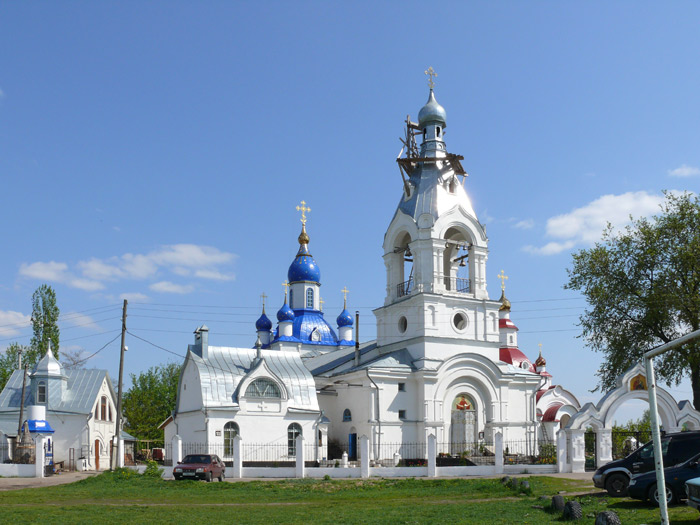 Церковь Покрова Пресвятой Богородицы, Отрадное (Новоусманский район, Воронежская область). фасады