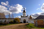Старицкий Успенский мужской монастырь. Неизвестная надвратная часовня, , Старица, Старицкий район, Тверская область