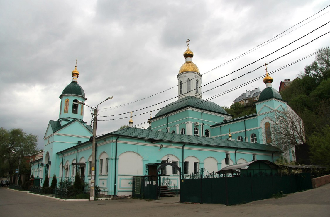 Воронеж. Церковь Митрофана Воронежского на Митрофановском источнике. фасады