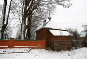 Неизвестная часовня, С примыкающей современной оградой.<br>, Хредино, Струго-Красненский район, Псковская область