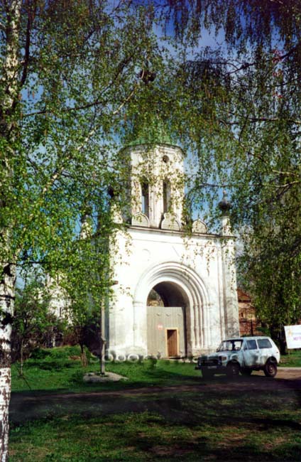 Старицкий Успенский мужской монастырь. Неизвестная надвратная часовня, Старица (Старицкий район, Тверская область). фасады