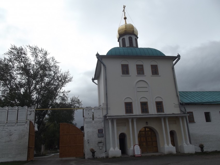 Далматовский Успенский мужской монастырь. Церковь Иоанна Богослова, Далматово (Далматовский район, Курганская область). фасады
