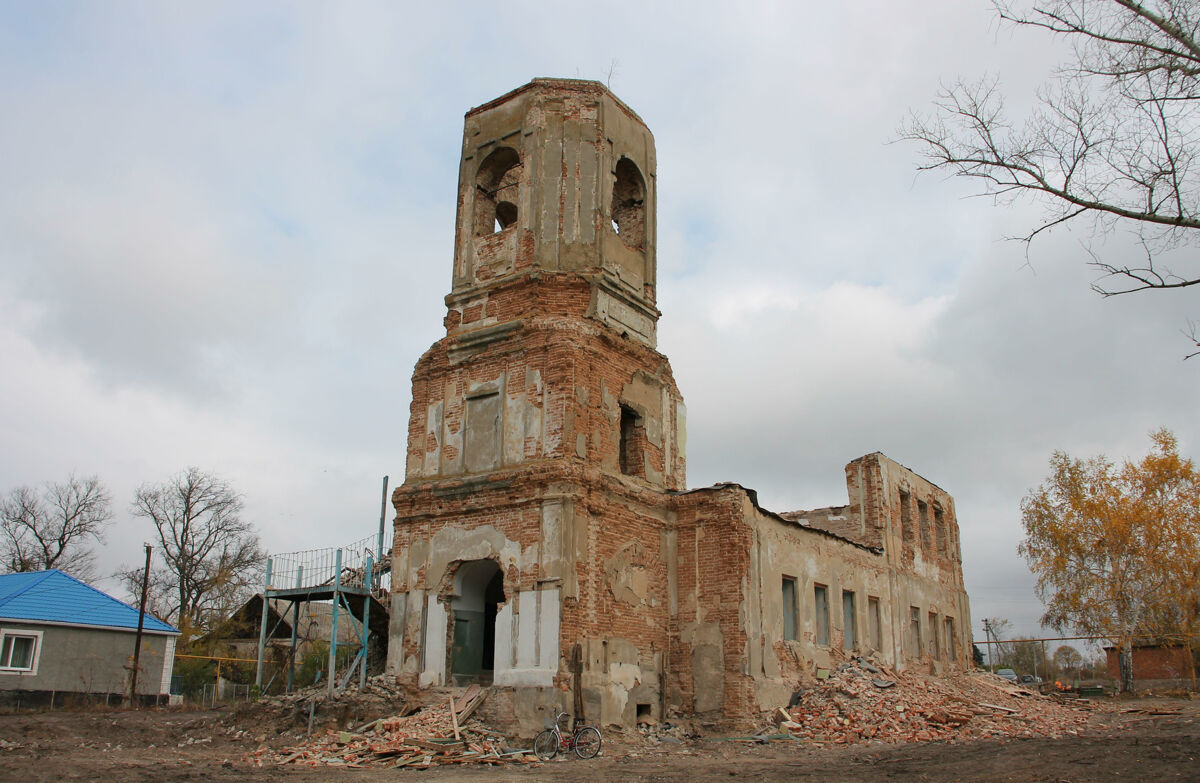 Церковь Покрова Пресвятой Богородицы, Горожанка (Рамонский район, Воронежская область). фасады, Начата реставрация храма 