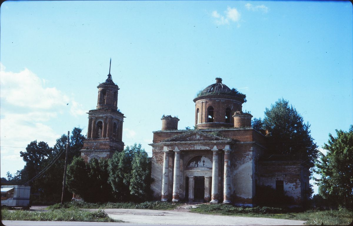 фасады. Церковь Смоленской иконы Божией Матери, Поповка (Алексинский район и пос. Новогуровский, Тульская область)