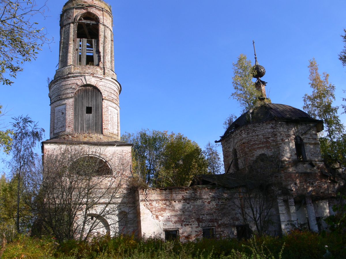 Церковь Рождества Христова, Рождественская Слободка (Любимский район, Ярославская область). фасады