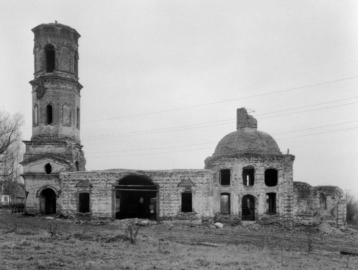 Церковь Богоявления Господня, Красный (Истринский городской округ и ЗАТО Восход, Московская область). фасады