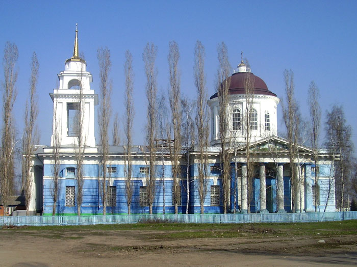 Девица. Церковь Михаила Архангела. фасады