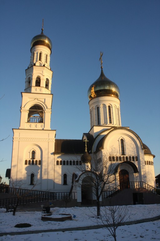 Церковь Уара Мученика, Вёшки (Мытищинский городской округ и гг. Долгопрудный, Лобня, Московская область). фасады