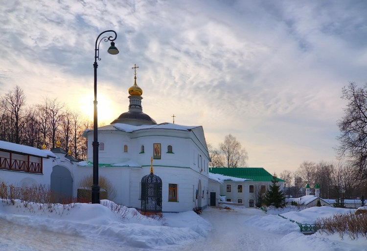 Борисоглебский мужской монастырь. Церковь Николая Чудотворца, Дмитров (Дмитровский городской округ, Московская область). фасады