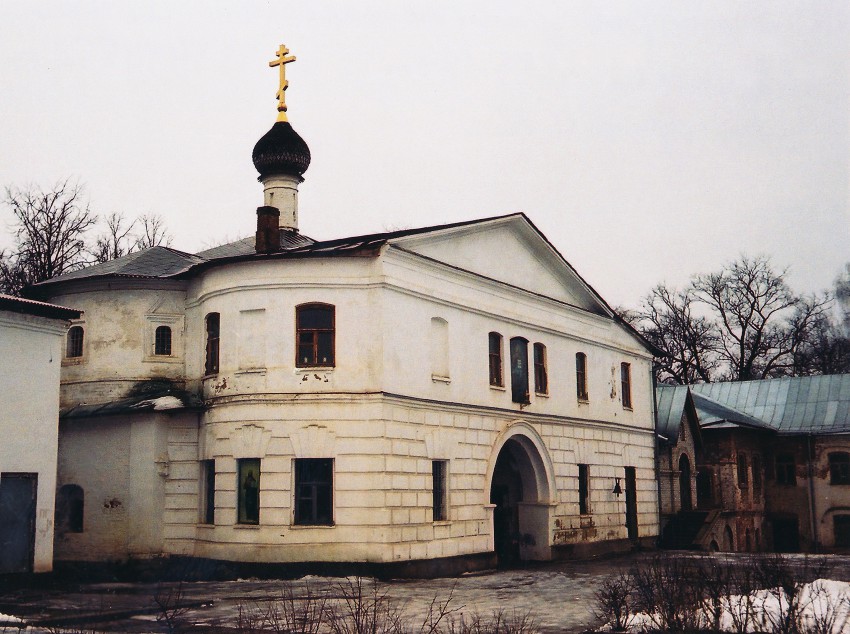 Борисоглебский мужской монастырь. Церковь Николая Чудотворца, Дмитров (Дмитровский городской округ, Московская область). фасады