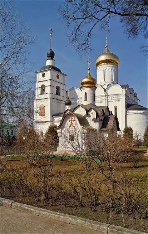 Борисоглебский мужской монастырь. Собор Бориса и Глеба, Дмитров (Дмитровский городской округ, Московская область). фасады, Борисоглебский собор, и часовня Святого Духа