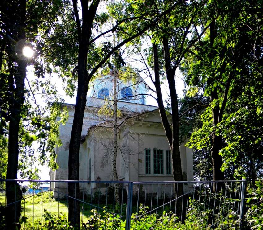 Церковь Рождества Христова, Стадница (Семилукский район, Воронежская область). фасады