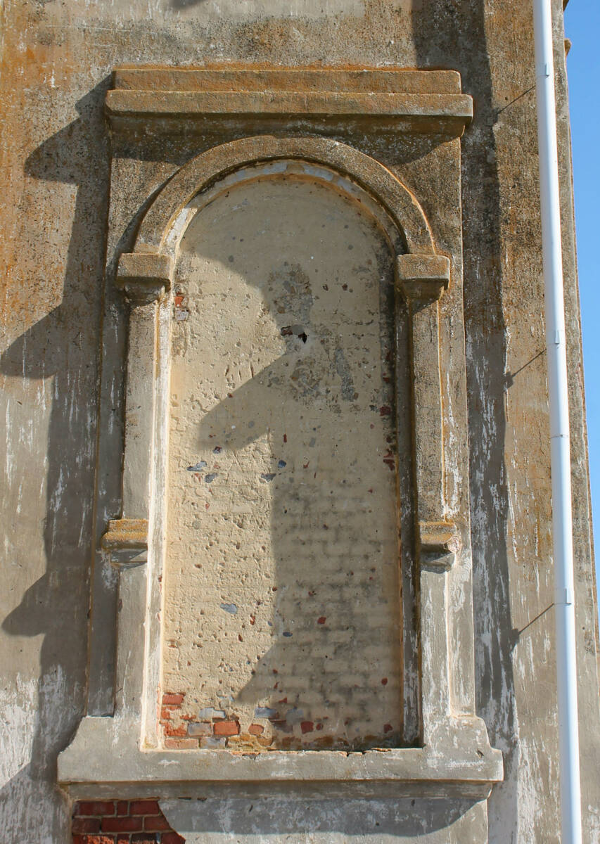 Церковь Митрофана Воронежского, Меловатка (Семилукский район, Воронежская область). архитектурные детали, Правый киот