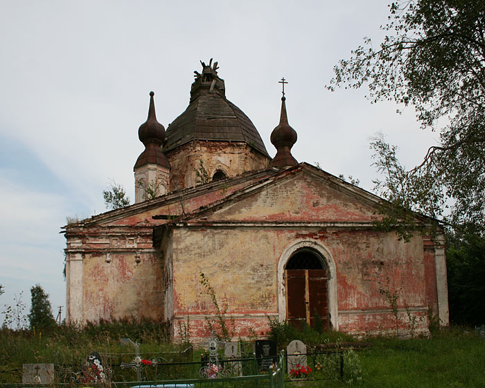 Церковь Георгия Победоносца, Тельбовичи (Боровичский район, Новгородская область). фасады, Западный фасад