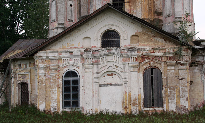 Церковь Георгия Победоносца, Тельбовичи (Боровичский район, Новгородская область). архитектурные детали, Северный придел
