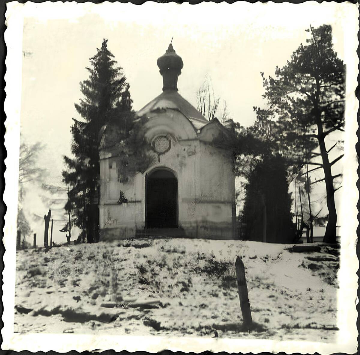 Часовня в память Александра II, Демянск (Демянский район, Новгородская область). архивная фотография, Фото 1941 г. с аукциона e-bay.de