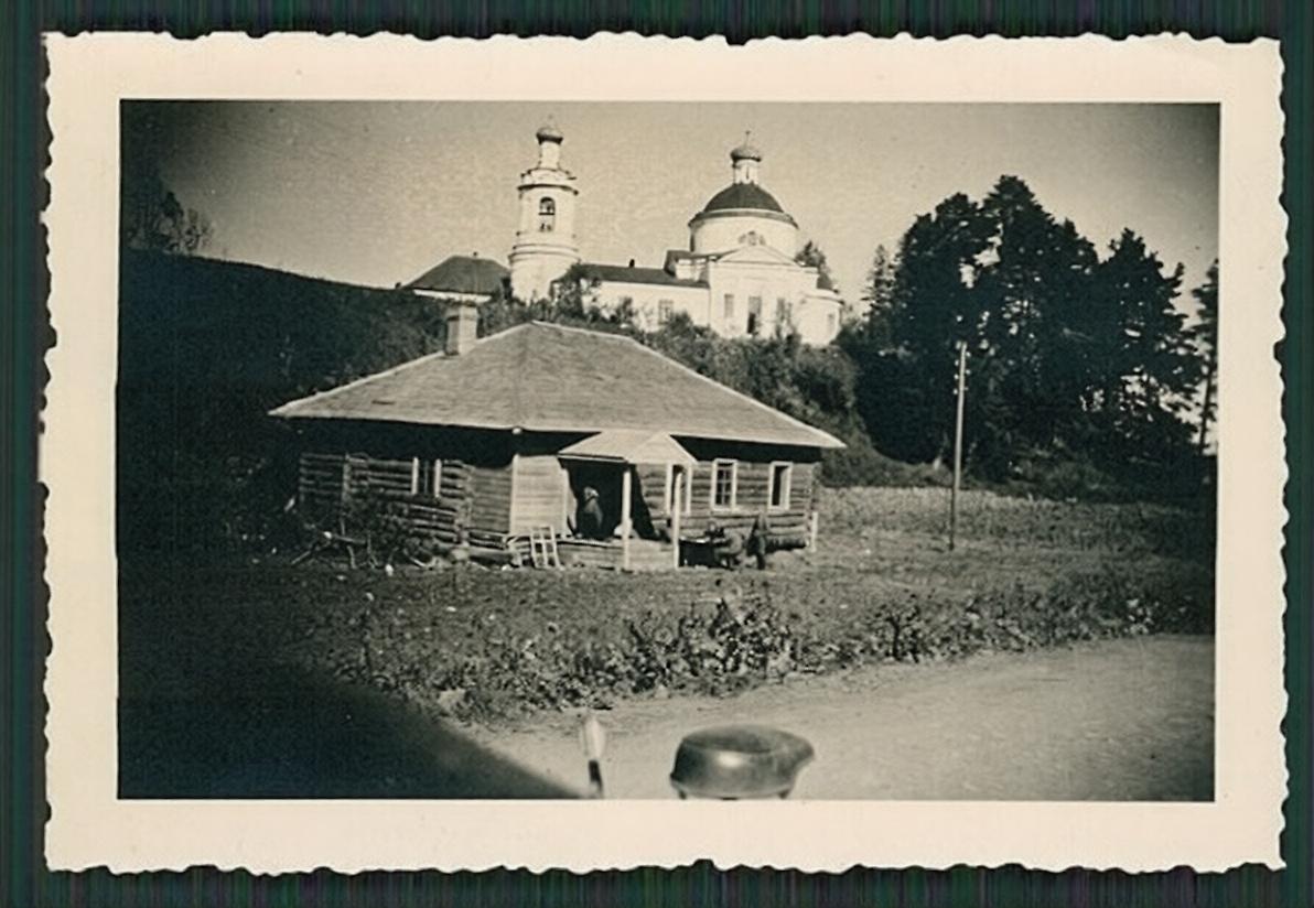 Фото 1941 г. с аукциона e-bay.de, архивная фотография. Церковь Успения Пресвятой Богородицы, Марёво (Марёвский район, Новгородская область)