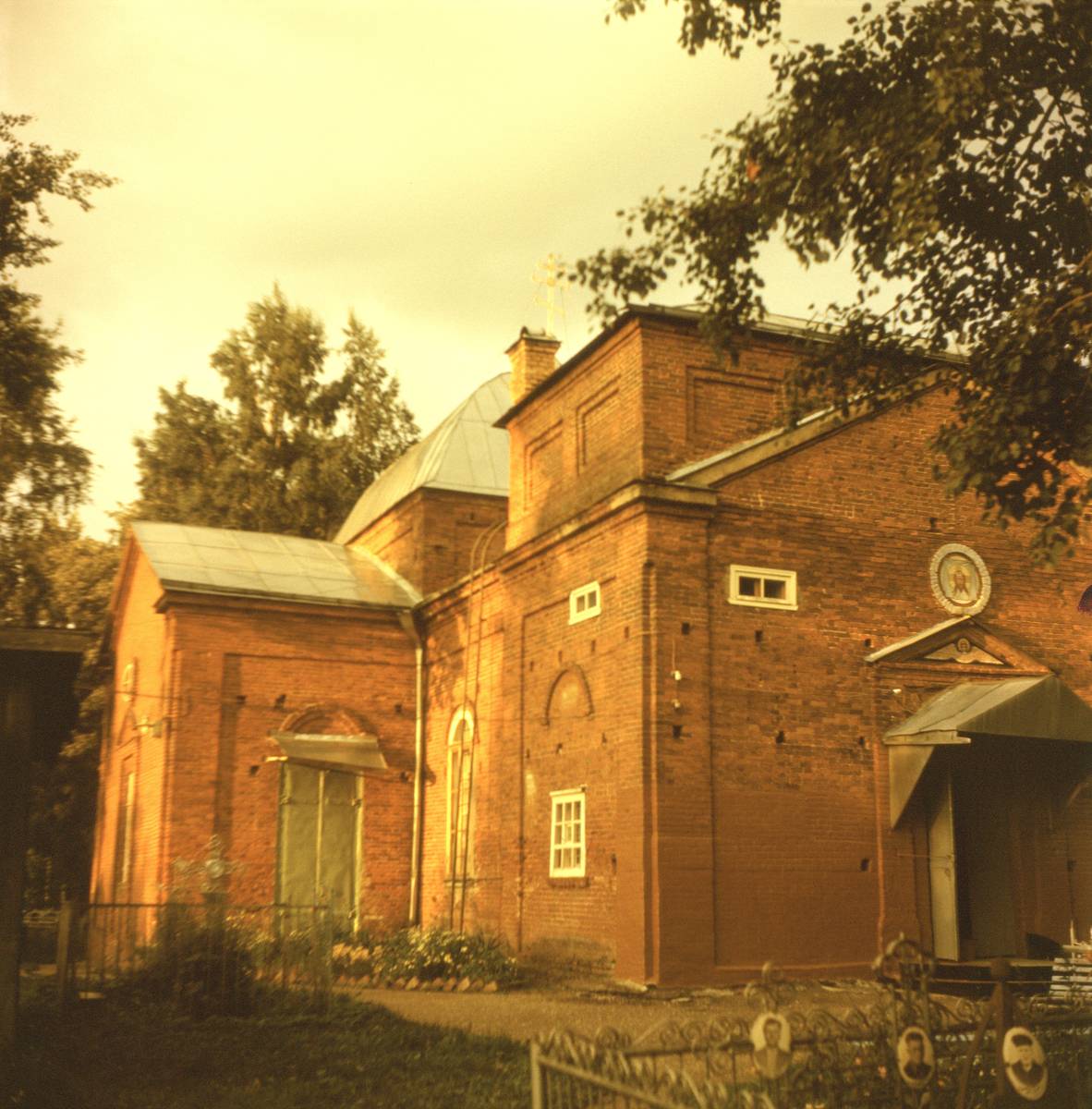 архитектурные детали. Церковь Петра и Павла, Валдай (Валдайский район, Новгородская область)