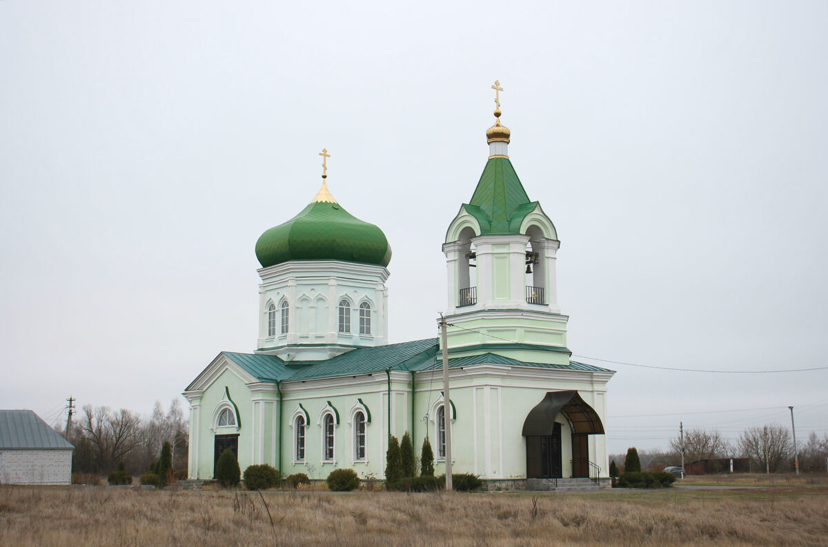 Церковь Троицы Живоначальной, Савицкое (Усманский район, Липецкая область). общий вид в ландшафте, Троицкая церковь