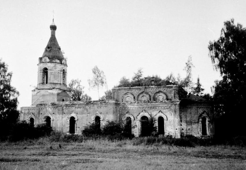 Капустино. Церковь Георгия Победоносца. фасады