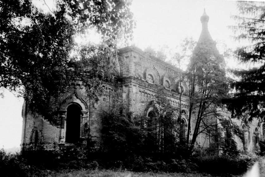 Церковь Георгия Победоносца, Капустино (Чеховский городской округ, Московская область). фасады