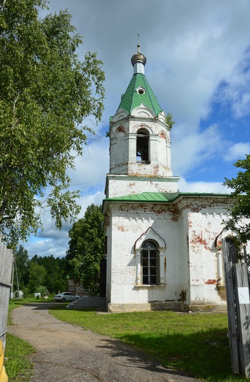 Церковь Георгия Победоносца, Капустино (Чеховский городской округ, Московская область). архитектурные детали