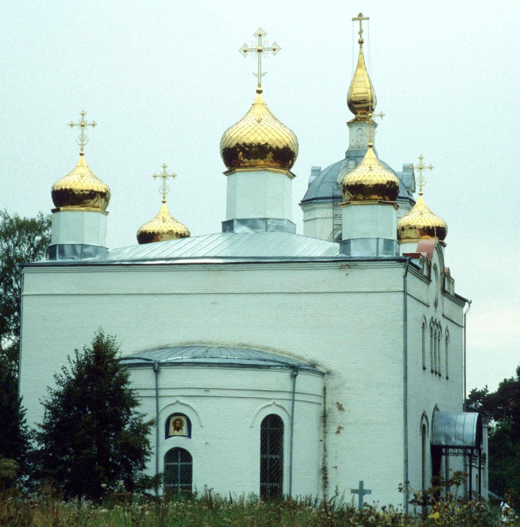Церковь Троицы Живоначальной, Ваулово (Чеховский городской округ, Московская область). фасады