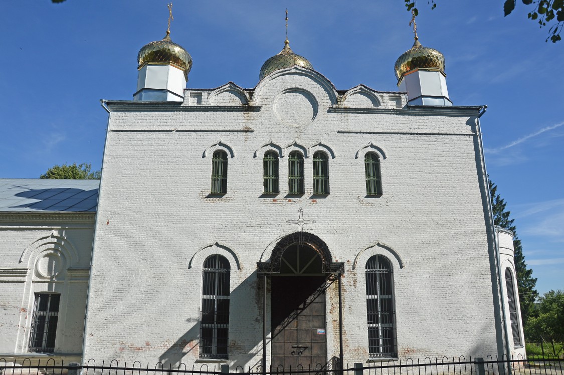 Церковь Троицы Живоначальной, Ваулово (Чеховский городской округ, Московская область). фасады