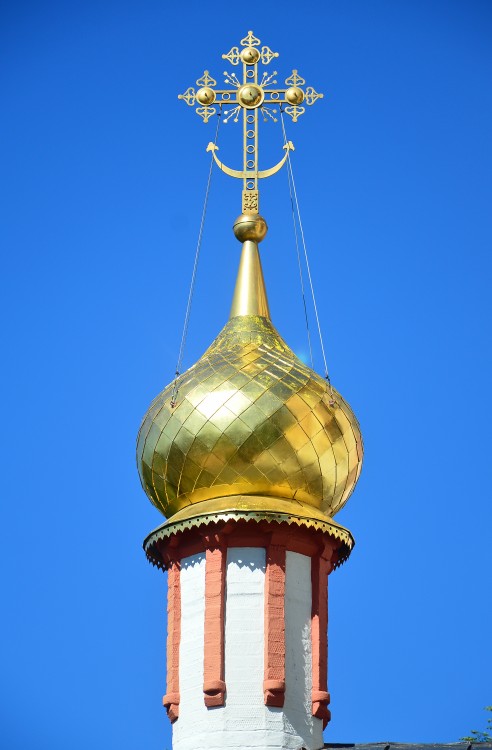 Церковь Грузинской иконы Божией Матери, Якшино (Чеховский городской округ, Московская область). архитектурные детали