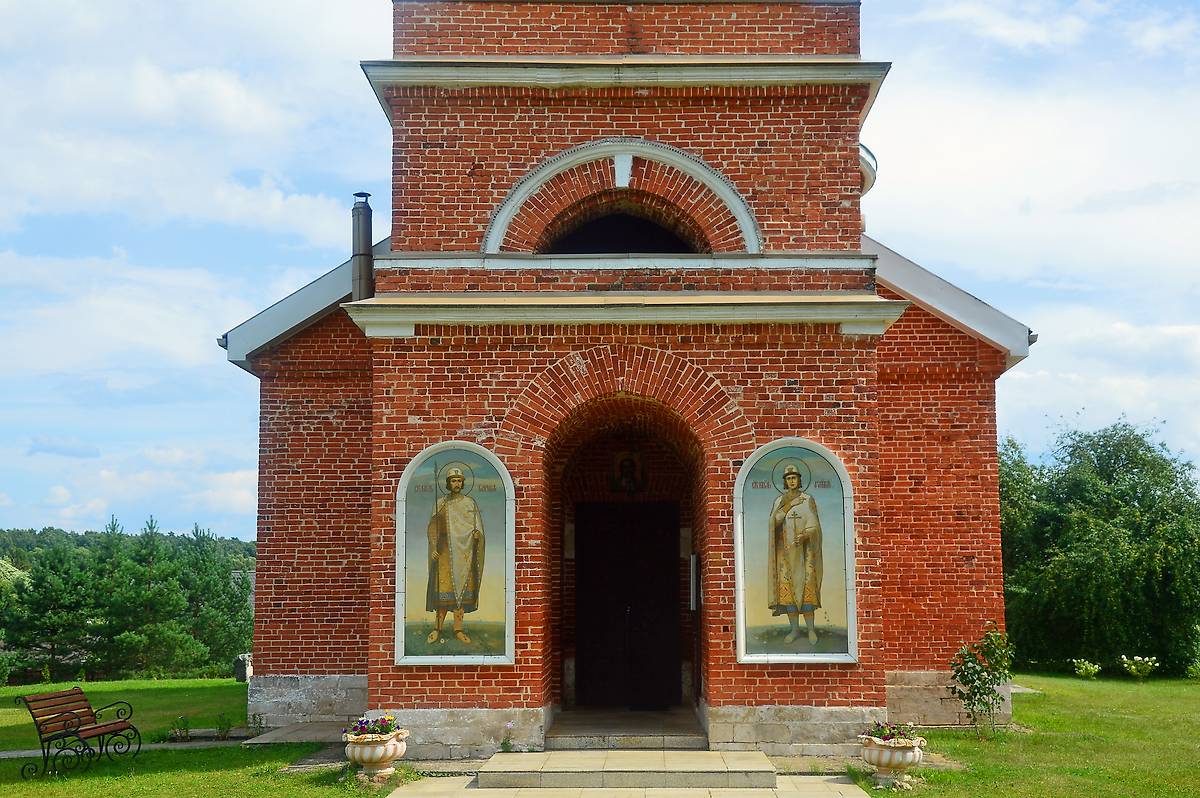 архитектурные детали. Церковь Бориса и Глеба, Енино (Серпуховский городской округ и гг. Протвино, Пущино, Московская область)