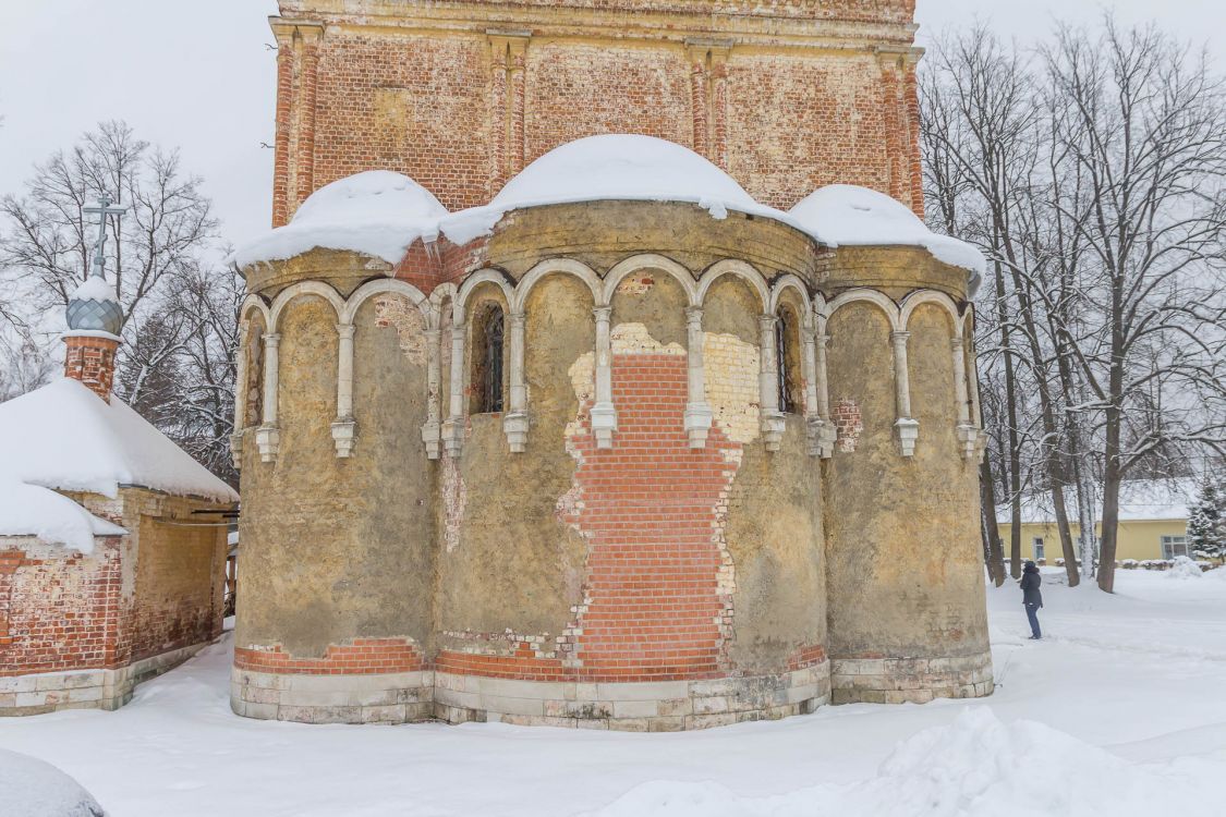 Церковь Покрова Пресвятой Богородицы, Мещерское (Чеховский городской округ, Московская область). архитектурные детали