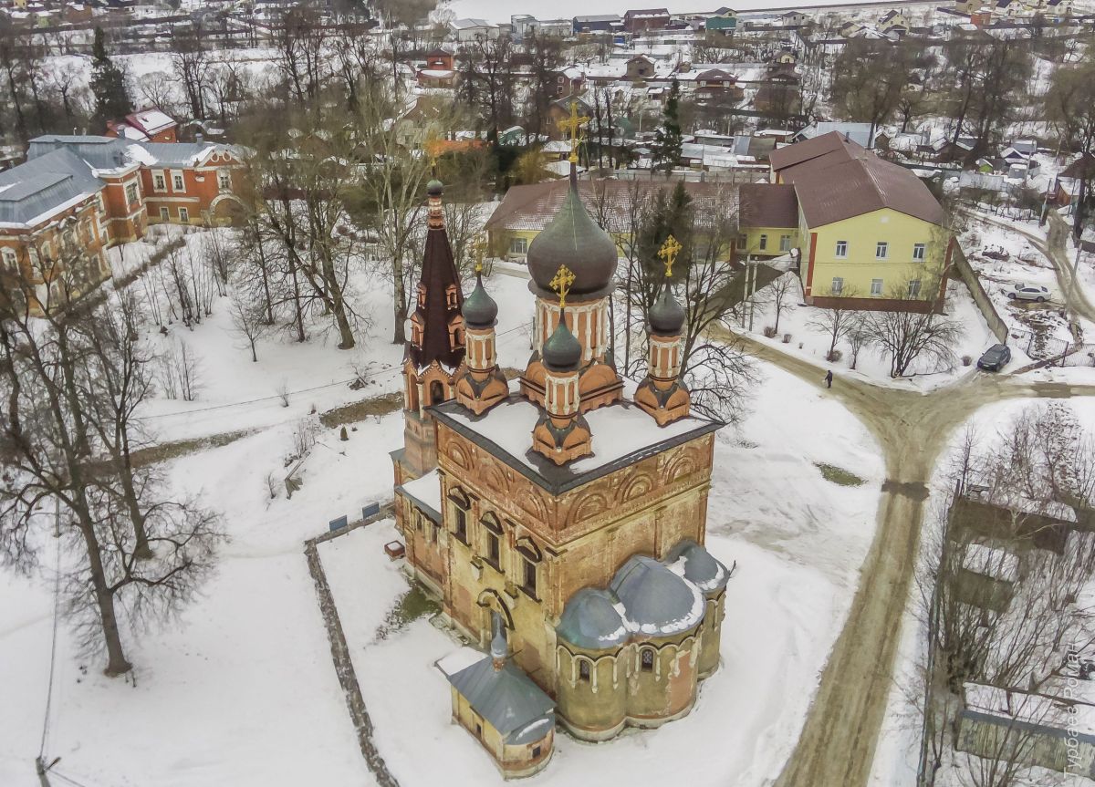 Церковь Покрова Пресвятой Богородицы, Мещерское (Чеховский городской округ, Московская область). общий вид в ландшафте, Вид с юго-востока