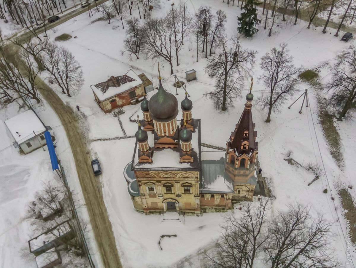 Церковь Покрова Пресвятой Богородицы, Мещерское (Чеховский городской округ, Московская область). общий вид в ландшафте, Вид с севера
