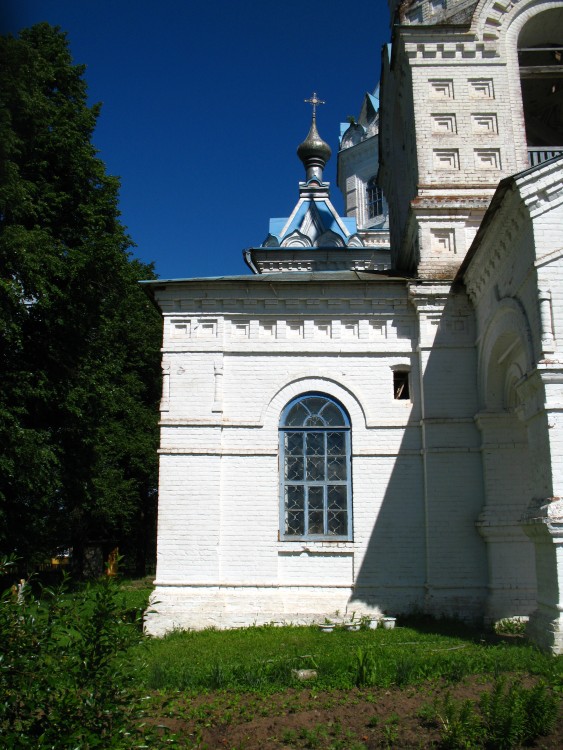 Церковь Александра Невского, Верхняя Шурма (Уржумский район, Кировская область). архитектурные детали, Боковая палатка с дополнительным окном