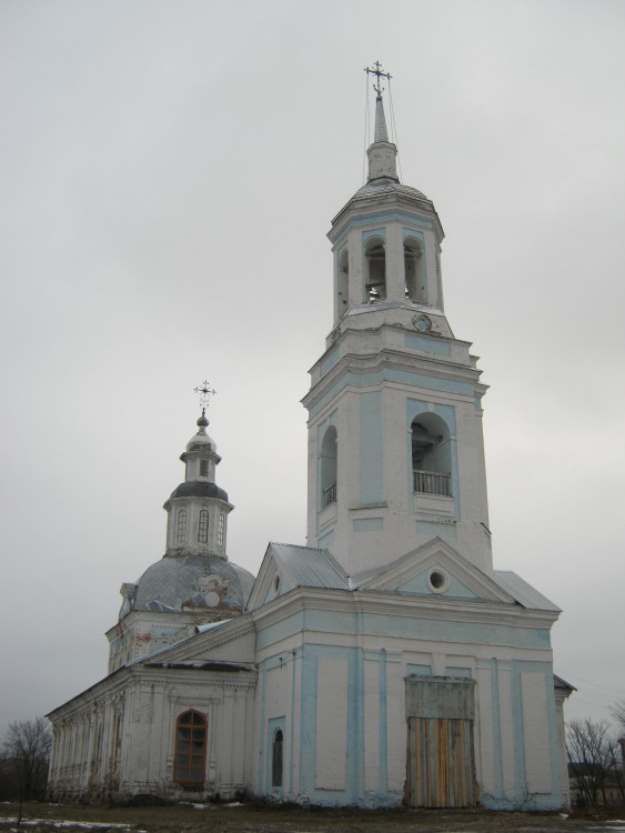 Церковь Петра и Павла, Петровское (Уржумский район, Кировская область). фасады, Фото храма с западной стороны